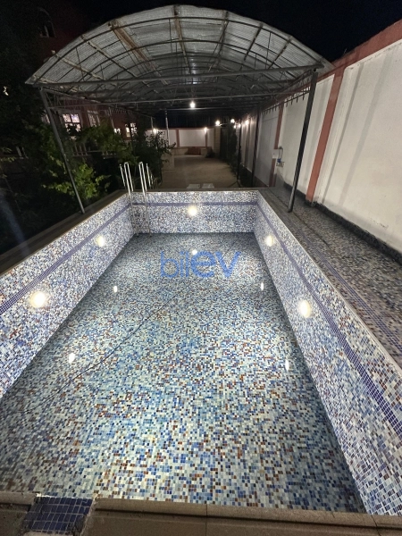 Günlük Kirayə 5 otaqlı Bağ evi  210m², Bakı