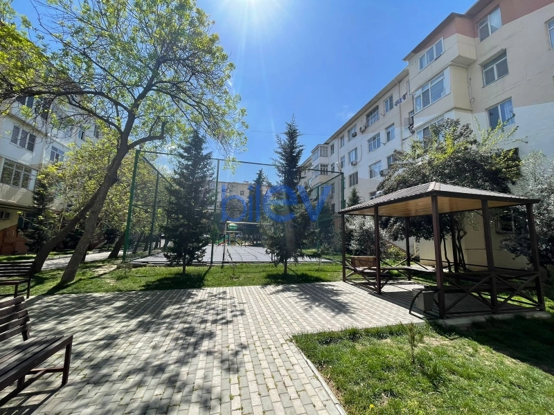 Satış 3 otaqlı Köhnə Tikili bina evi  75m², Bakı
