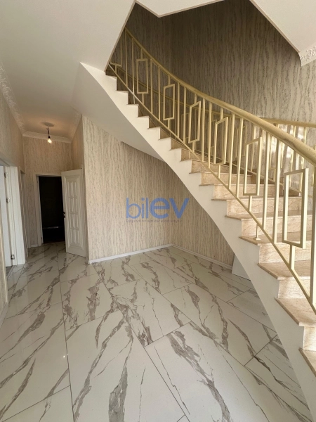 Satış 6 otaqlı Həyət evi  200m², Bakı