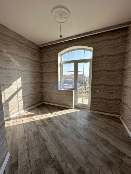 Satış 6 otaqlı Həyət evi  200m², Bakı