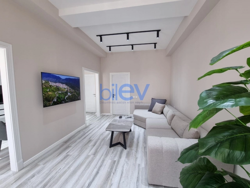 Aylıq Kirayə 2 otaqlı Köhnə Tikili bina evi  90m², Bakı