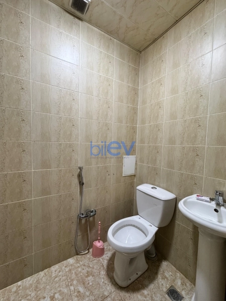 Aylıq Kirayə 3 otaqlı Yeni Tikili bina evi  85m², Bakı