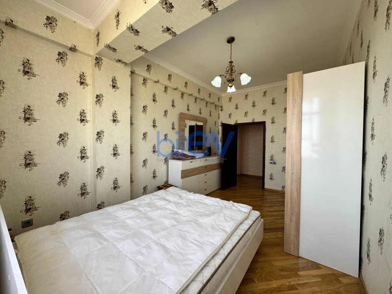 Aylıq Kirayə 3 otaqlı Yeni Tikili bina evi  85m², Bakı