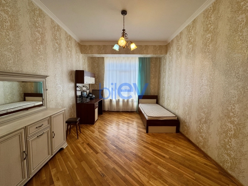 Aylıq Kirayə 3 otaqlı Yeni Tikili bina evi  85m², Bakı
