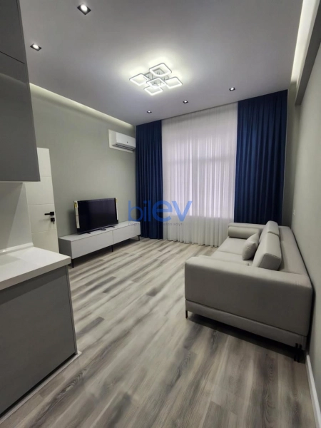 Aylıq Kirayə 2 otaqlı Köhnə Tikili bina evi  60m², Bakı
