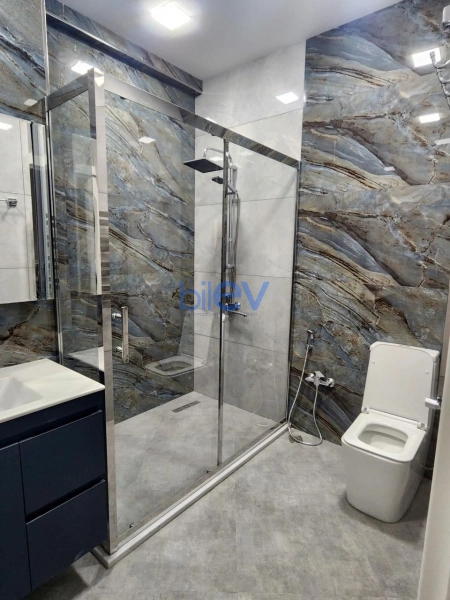 Aylıq Kirayə 2 otaqlı Köhnə Tikili bina evi  60m², Bakı