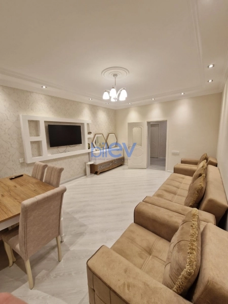Aylıq Kirayə 2 otaqlı Yeni Tikili bina evi  100m², Bakı