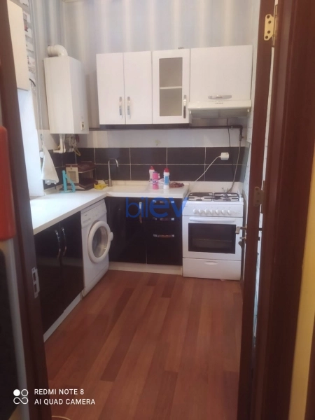 Aylıq Kirayə 2 otaqlı Köhnə Tikili bina evi  62m², Bakı