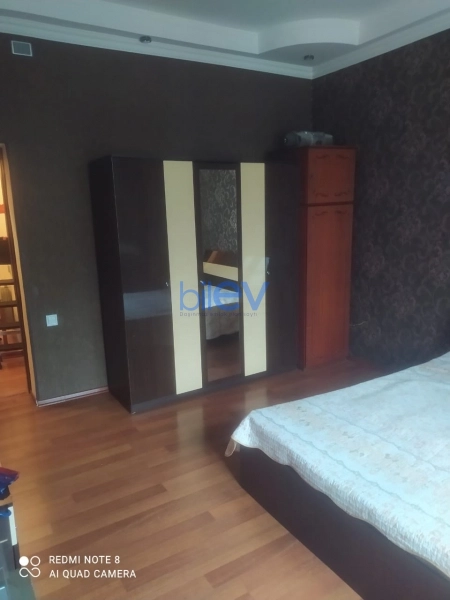 Aylıq Kirayə 2 otaqlı Köhnə Tikili bina evi  62m², Bakı