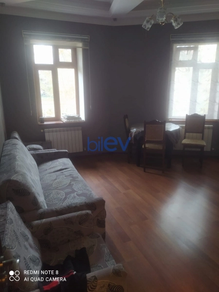 Aylıq Kirayə 2 otaqlı Köhnə Tikili bina evi  62m², Bakı
