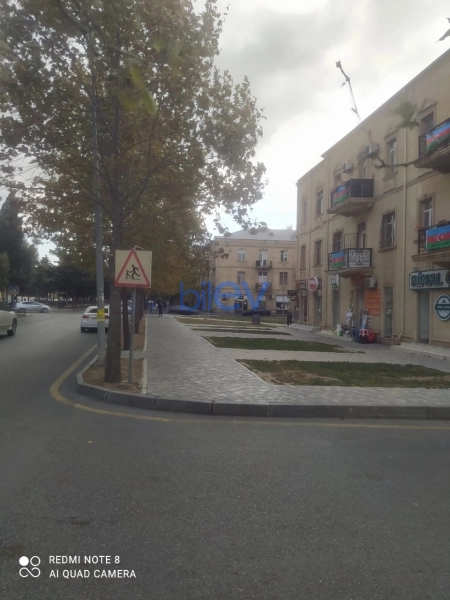 Aylıq Kirayə 2 otaqlı Köhnə Tikili bina evi  62m², Bakı