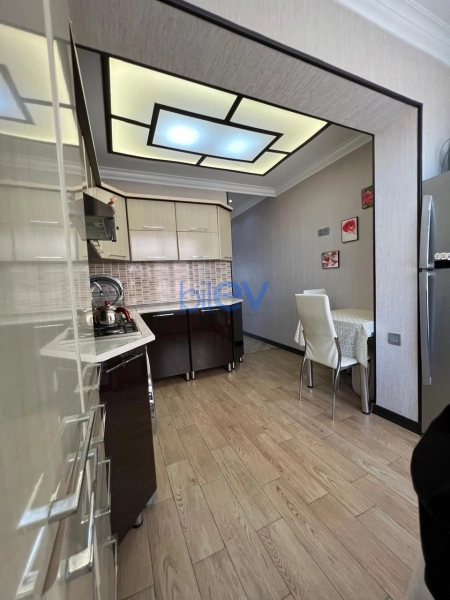 Satış 3 otaqlı Köhnə Tikili bina evi  80m², Bakı