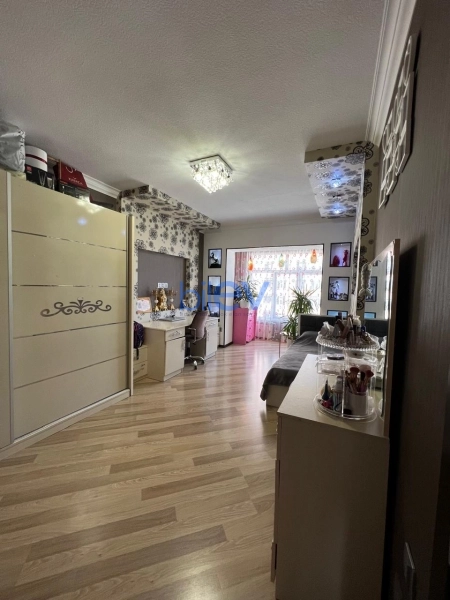 Satış 3 otaqlı Köhnə Tikili bina evi  80m², Bakı