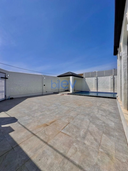 Satış 5 otaqlı Həyət evi  182m², Bakı
