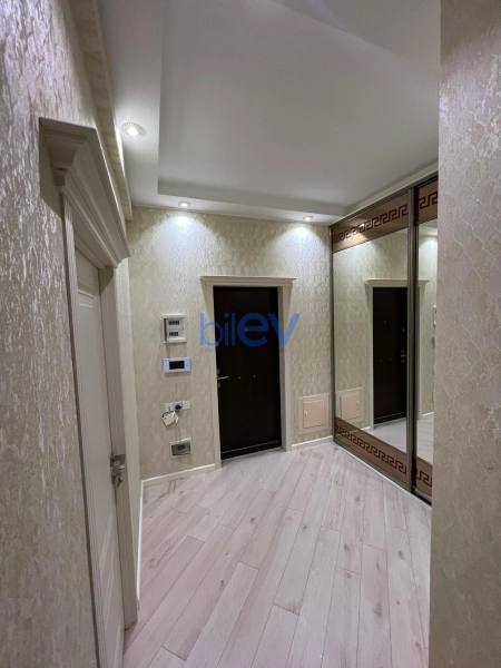 Aylıq Kirayə 2 otaqlı Yeni Tikili bina evi  70m², Bakı