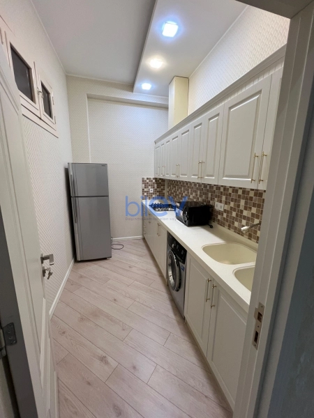 Aylıq Kirayə 2 otaqlı Yeni Tikili bina evi  70m², Bakı