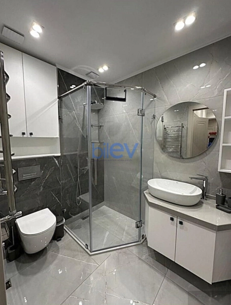 Aylıq Kirayə 2 otaqlı Yeni Tikili bina evi  110m², Bakı