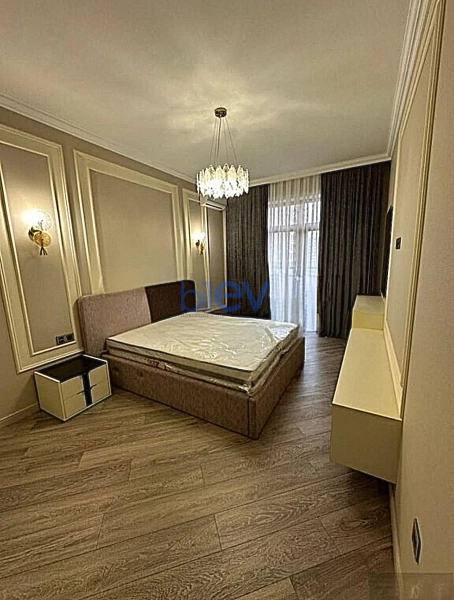 Aylıq Kirayə 2 otaqlı Yeni Tikili bina evi  110m², Bakı