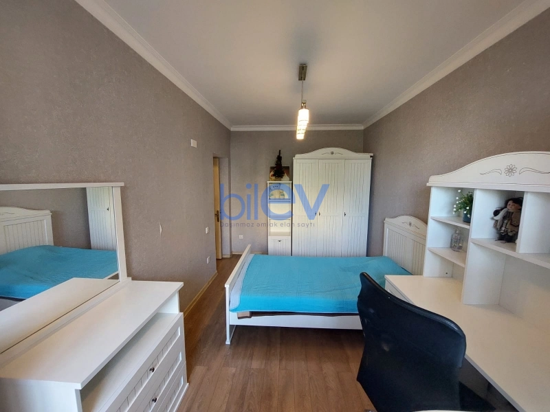 Aylıq Kirayə 3 otaqlı Köhnə Tikili bina evi  70m², Bakı