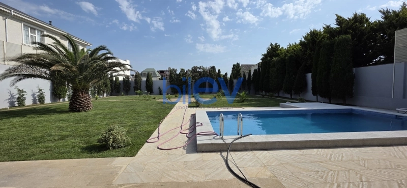 Günlük Kirayə 5 otaqlı Bağ evi  200m², Bakı