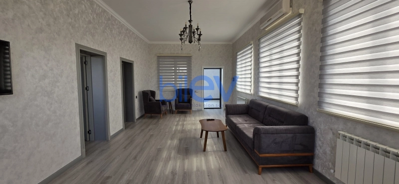 Günlük Kirayə 5 otaqlı Bağ evi  200m², Bakı
