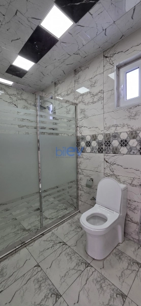 Günlük Kirayə 5 otaqlı Bağ evi  200m², Bakı
