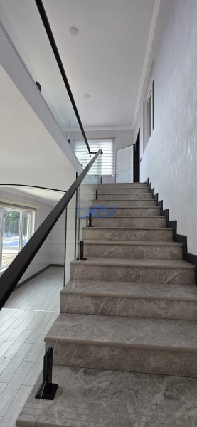 Günlük Kirayə 5 otaqlı Bağ evi  200m², Bakı