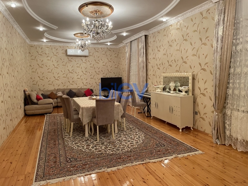 Satış 6 otaqlı Həyət evi  450m², Bakı