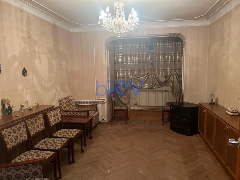 Aylıq Kirayə 2 otaqlı Köhnə Tikili bina evi  55m², Bakı