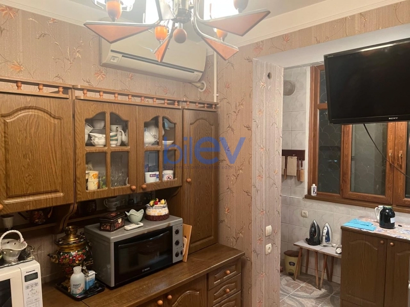 Aylıq Kirayə 2 otaqlı Köhnə Tikili bina evi  55m², Bakı