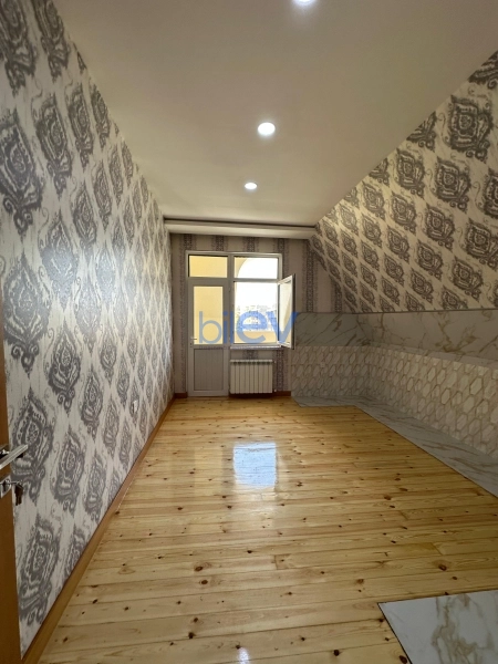 Satış 3 otaqlı Yeni Tikili bina evi  120m², Xırdalan