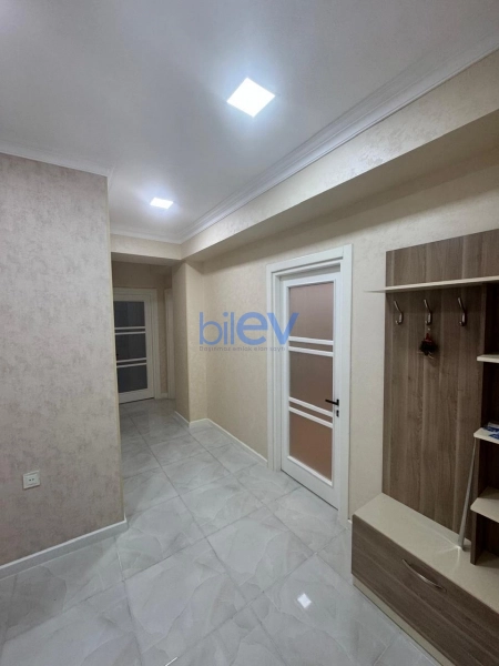 Aylıq Kirayə 2 otaqlı Yeni Tikili bina evi  94m², Bakı