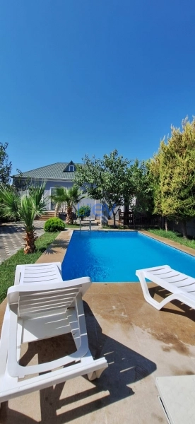 Günlük Kirayə 3 otaqlı Bağ evi  120m², Bakı