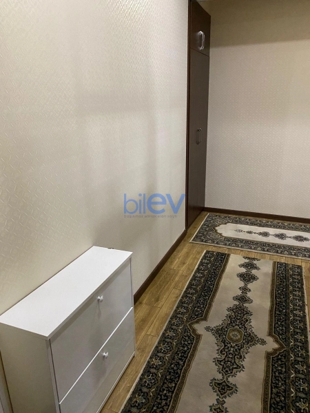 Aylıq Kirayə 2 otaqlı Köhnə Tikili bina evi  72m², Bakı