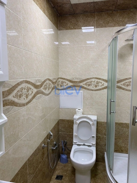 Aylıq Kirayə 2 otaqlı Köhnə Tikili bina evi  72m², Bakı