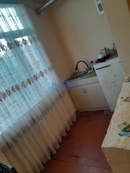 Aylıq Kirayə 2 otaqlı Köhnə Tikili bina evi  34m², Bakı