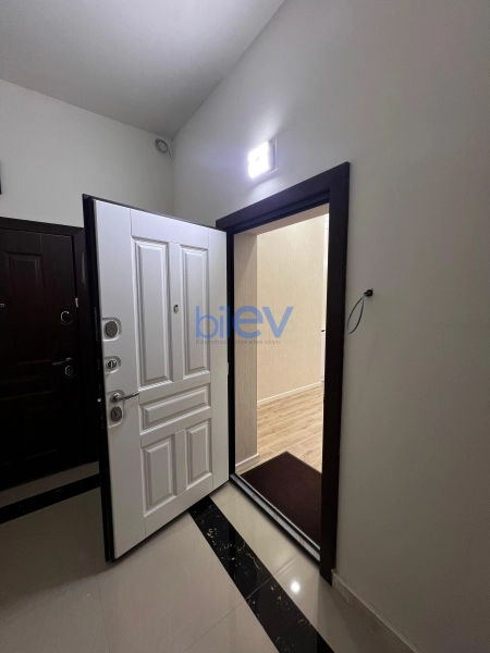 Aylıq Kirayə 3 otaqlı Yeni Tikili bina evi  127m², Bakı