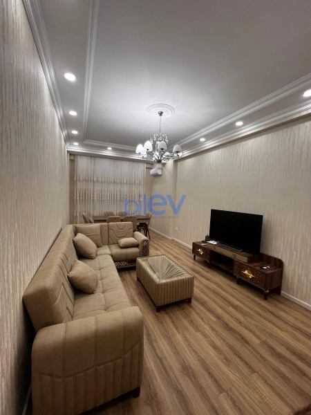 Aylıq Kirayə 3 otaqlı Yeni Tikili bina evi  127m², Bakı