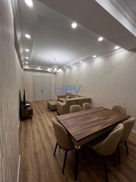 Aylıq Kirayə 3 otaqlı Yeni Tikili bina evi  127m², Bakı