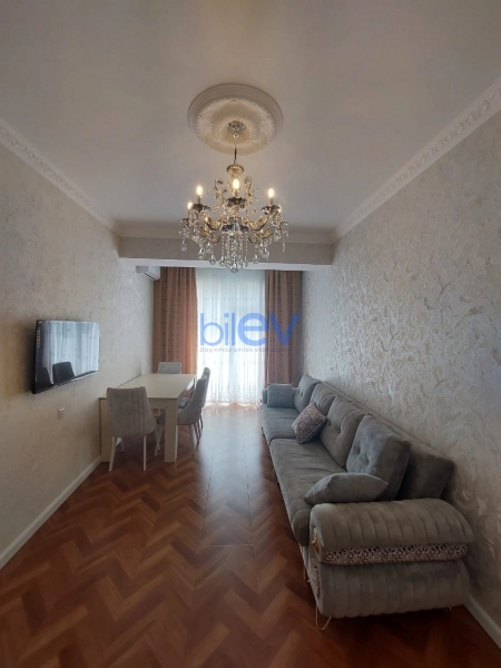 Aylıq Kirayə 2 otaqlı Yeni Tikili bina evi  75m², Bakı