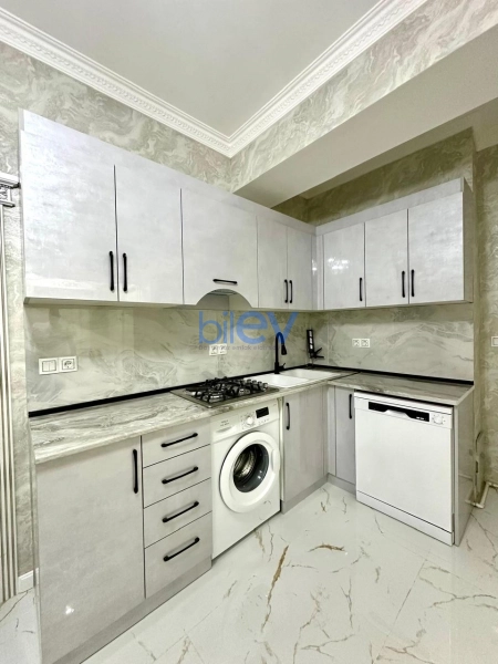 Aylıq Kirayə 2 otaqlı Yeni Tikili bina evi  75m², Bakı