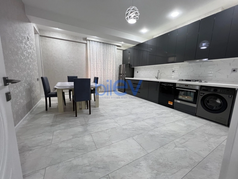 Aylıq Kirayə 4 otaqlı Yeni Tikili bina evi  140m², Bakı