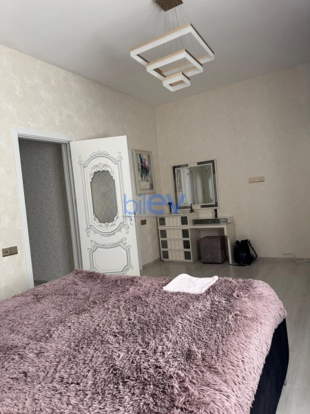 Günlük Kirayə 6 otaqlı Bağ evi  9000m², Bakı