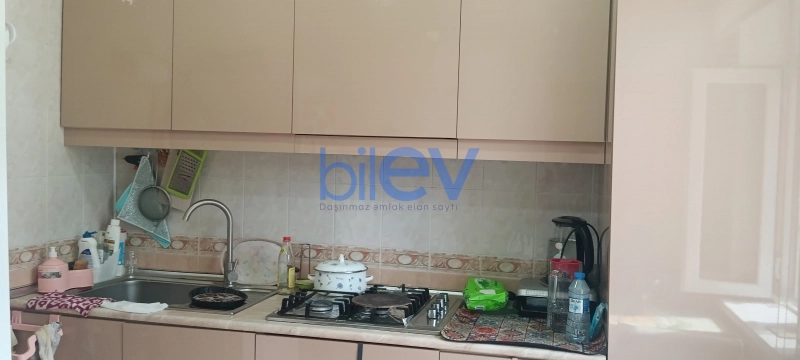 Satış 2 otaqlı Köhnə Tikili bina evi  60m², Bakı