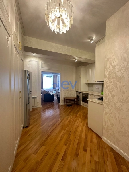 Aylıq Kirayə 2 otaqlı Yeni Tikili bina evi  79m², Bakı