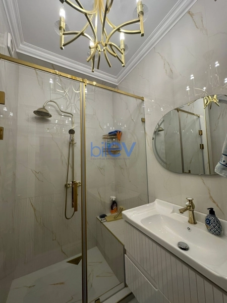 Aylıq Kirayə 2 otaqlı Yeni Tikili bina evi  79m², Bakı