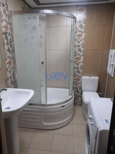 Aylıq Kirayə 2 otaqlı Yeni Tikili bina evi  70m², Bakı