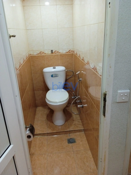 Aylıq Kirayə 2 otaqlı Köhnə Tikili bina evi  55m², Bakı