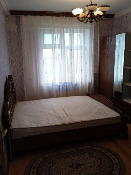 Aylıq Kirayə 2 otaqlı Köhnə Tikili bina evi  55m², Bakı