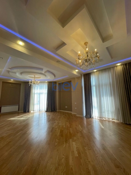 Aylıq Kirayə 3 otaqlı Yeni Tikili bina evi  130m², Bakı